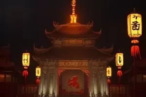 《灯下手记》桌面台灯与笔记本封面画面